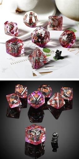 [2110000182458] Resin Dice Set (7) Squirrel